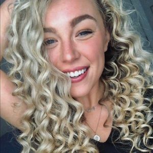 Meet your Posher, Jillian